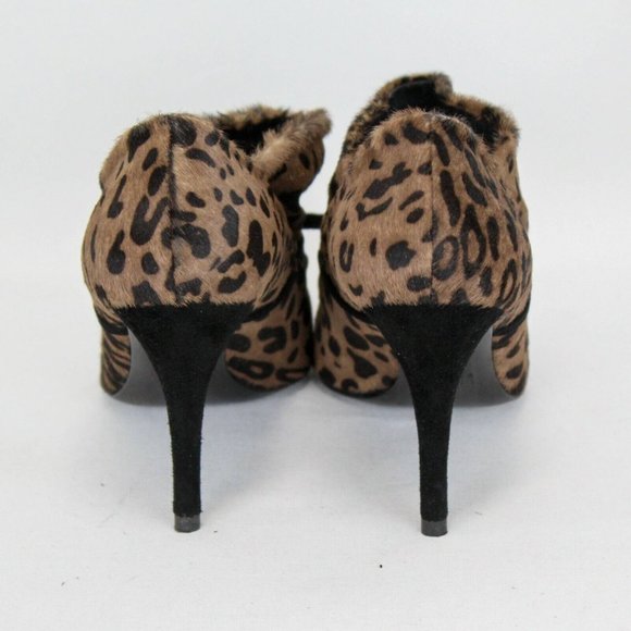 STUART WEITZMAN Leopard Aok Booties Serval Hair Suede Heel Ankle Boots 7.5 - Picture 4 of 7